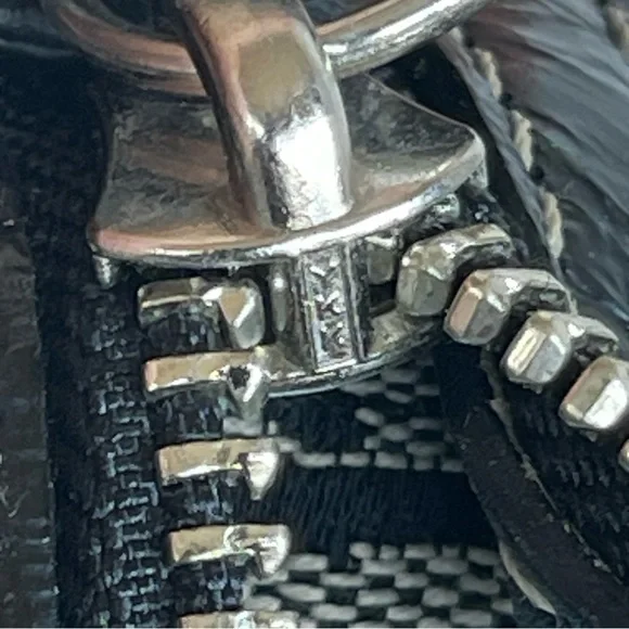 Coach Signature Canvas Leather Medium Tote Shoulder Bag Gray and Black Zip - Picture 10 of 15